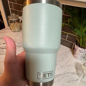 Yeti 30oz sagebrush RARE discontinued color